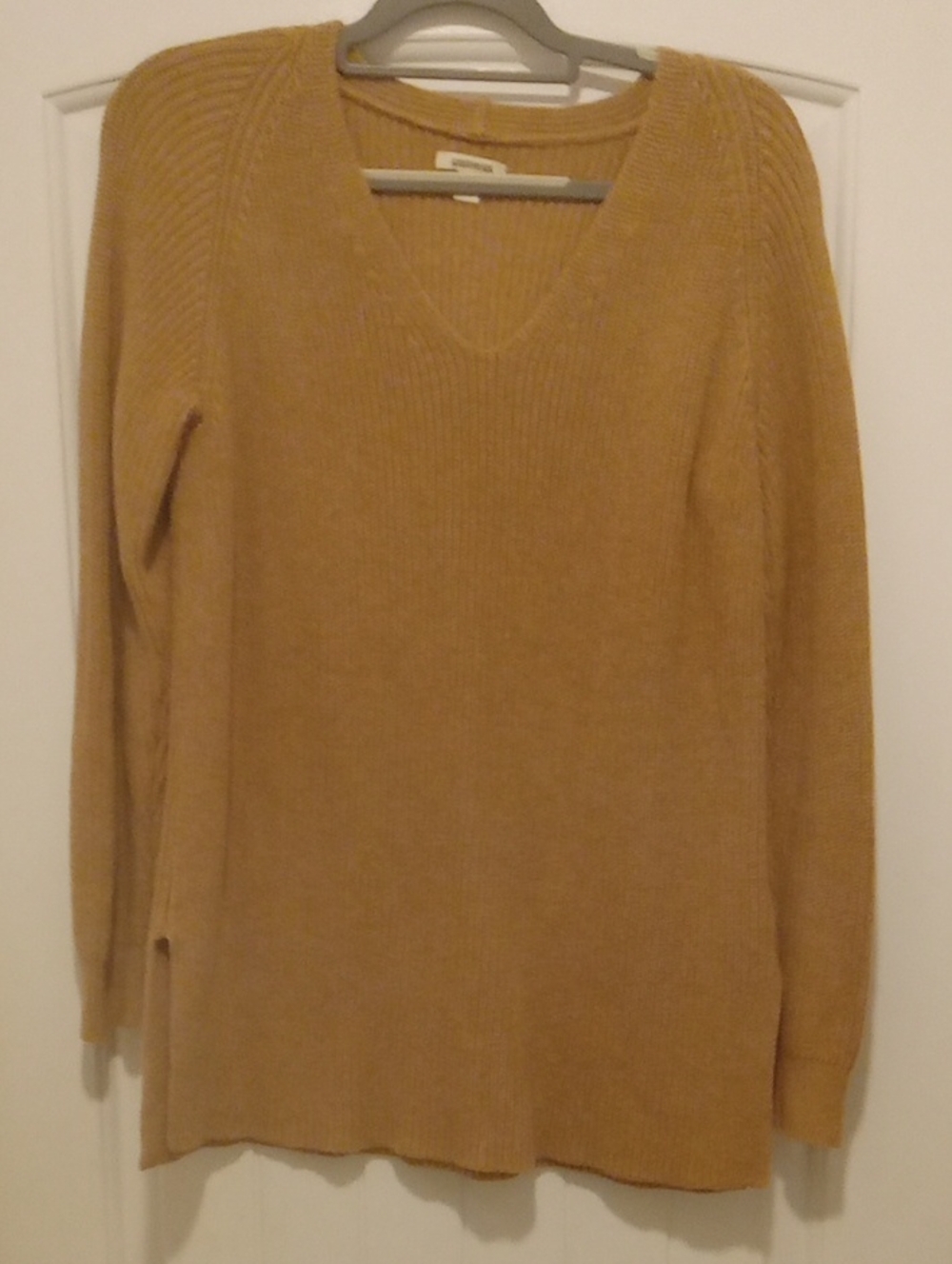 Goodthreads Women's V-Neck Sweater in Brown